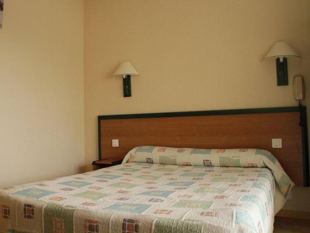 Hotel Peret Denguin Oda fotoğraf